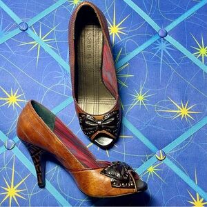 Bobbi Blu peep toe heels size 6.5